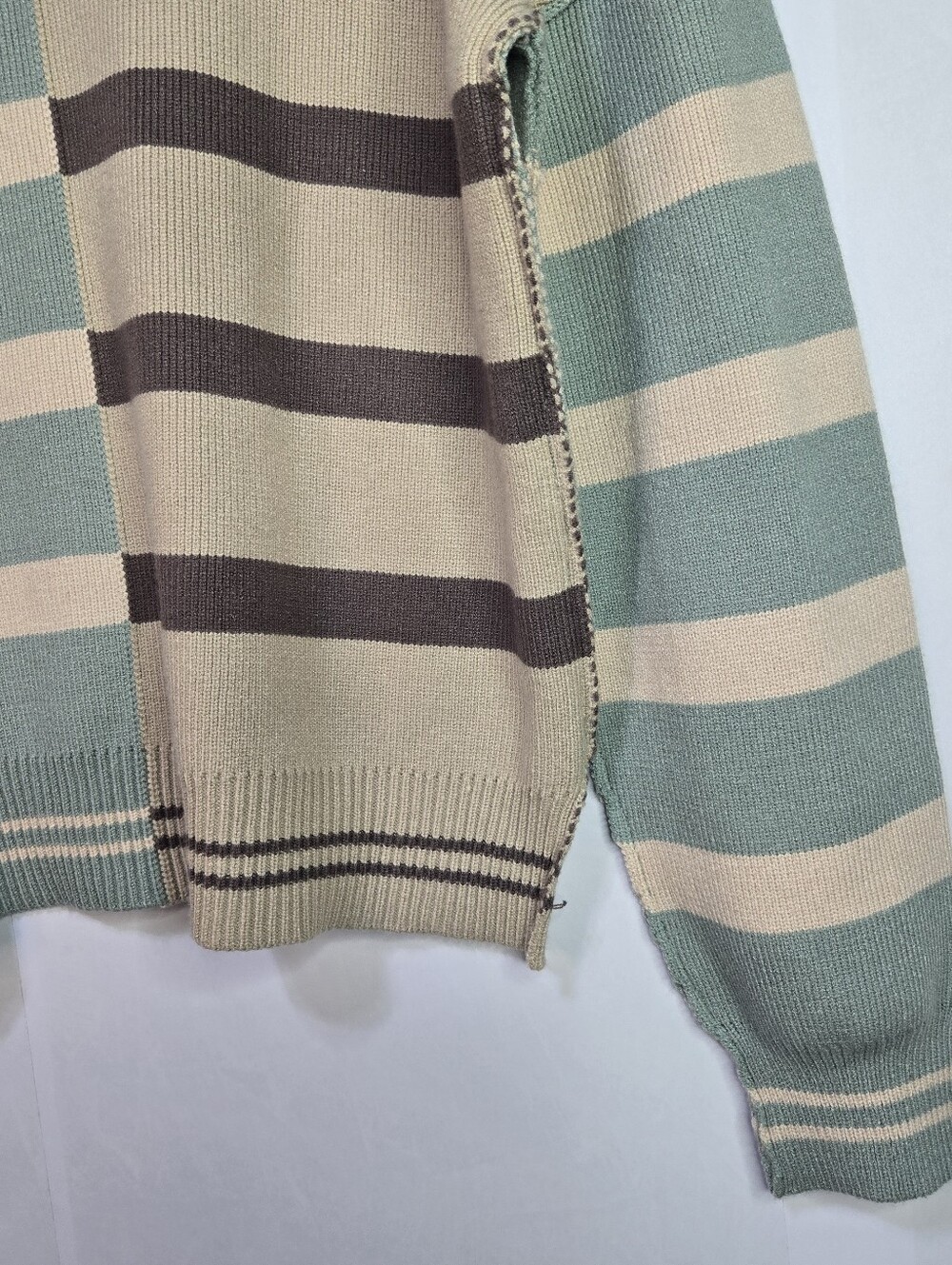 New In Women Size L Quality Sweater, Multi Coordinaring Stripes & Raw Finish Hem - Picture 5 of 14